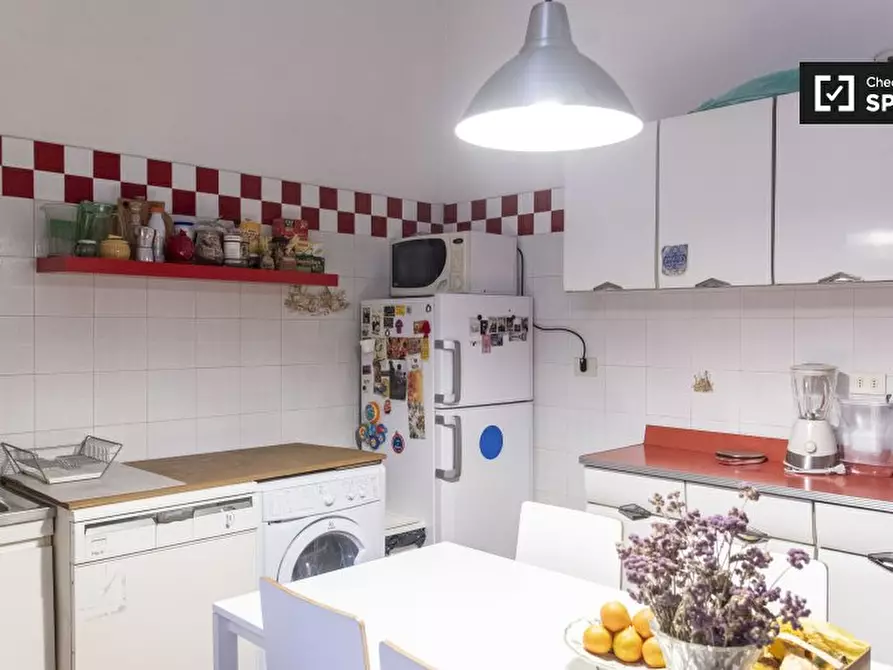 Immagine 5 di Camera condivisa in affitto  in Via Giuseppe Sacconi a Roma