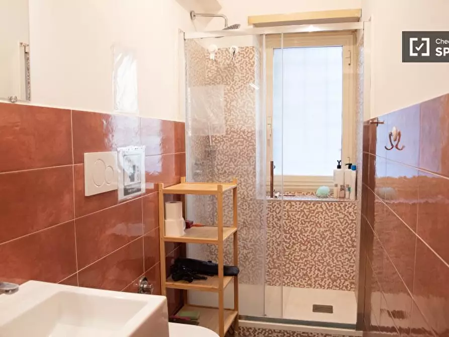 Immagine 17 di Camera condivisa in affitto  in Via Giovan Battista Gandino a Roma