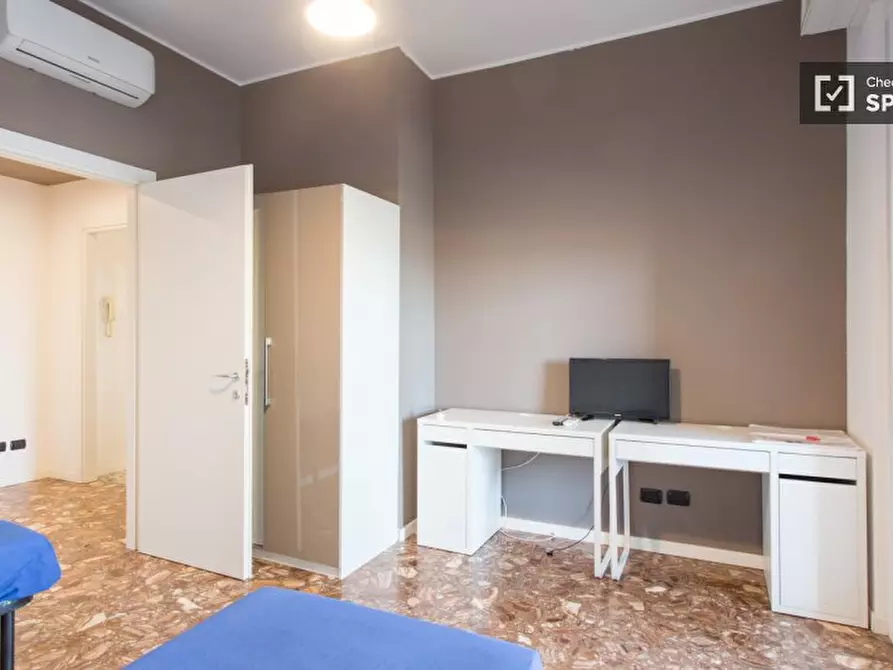 Immagine 13 di Camera condivisa in affitto  in Piazza S. Lorenzo a Buccinasco