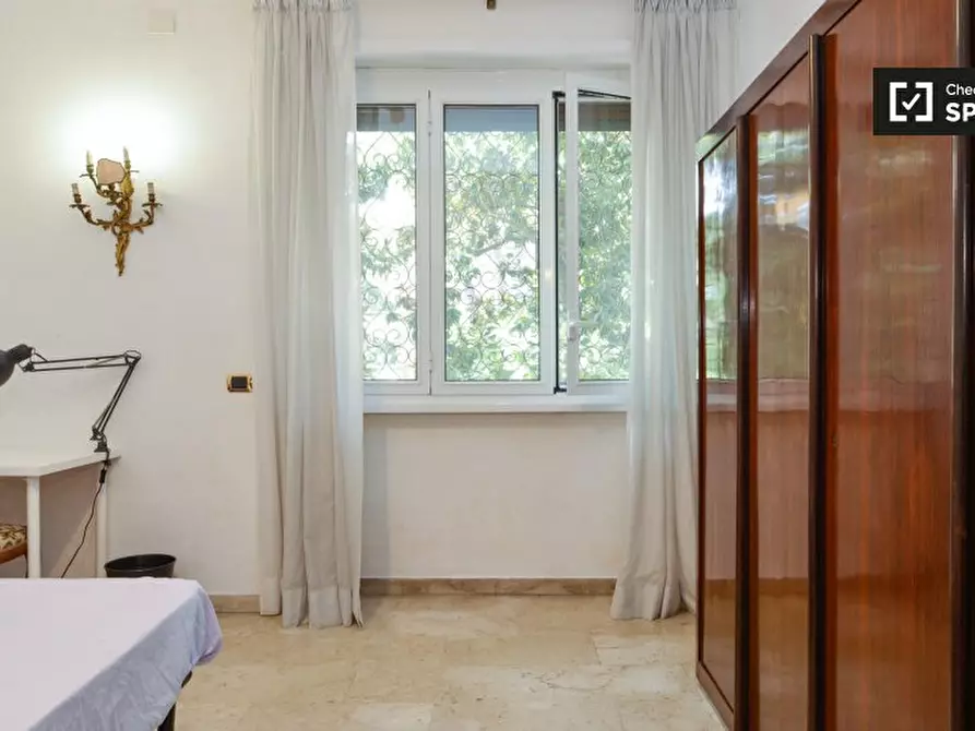 Immagine 18 di Camera condivisa in affitto  in Via Dodecaneso, 00144 Roma RM, Italy a Roma