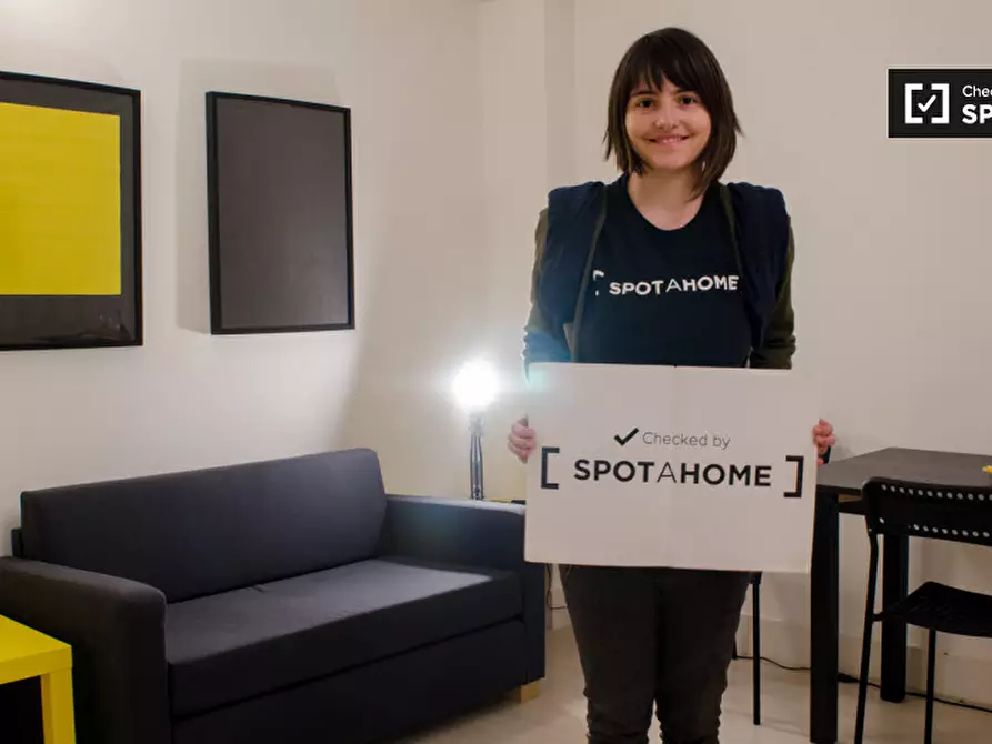 Immagine 7 di Appartamento in affitto  in Via Vittorio Veneto a Roma