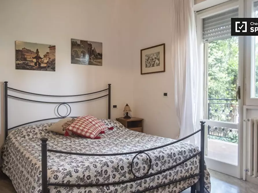 Immagine 2 di Camera condivisa in affitto  in Via Francesco Vettori a Roma