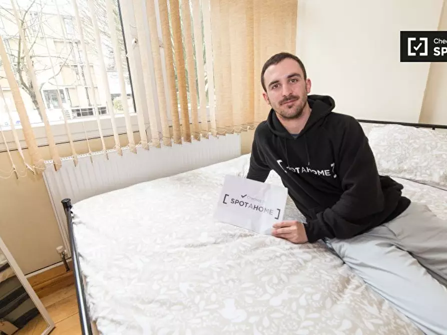 Immagine 6 di Camera condivisa in affitto  in Rayners Rd, London SW15 2AY, UK a Wandsworth