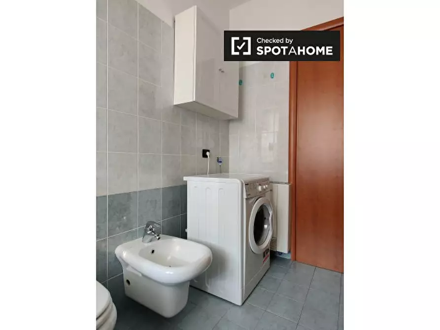 Immagine 15 di Appartamento in affitto  in Via Monte Rosa a Rozzano