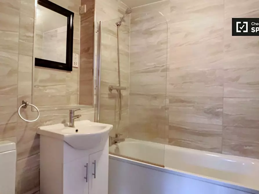 Immagine 7 di Camera condivisa in affitto  in Plough Way a Camberwell