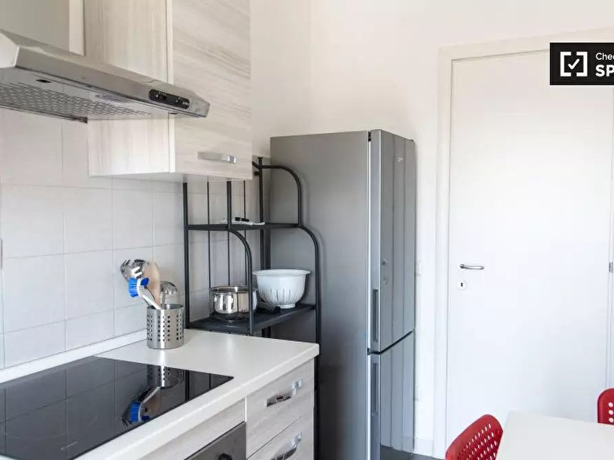 Immagine 5 di Camera condivisa in affitto  in Viale Etiopia a Roma