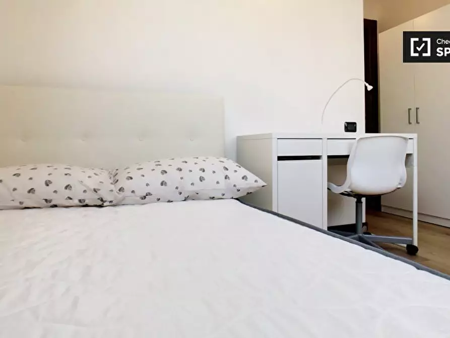 Immagine 3 di Camera condivisa in affitto  in Via Santa Maria Podone, 20123 Milano MI, Italy a Milano