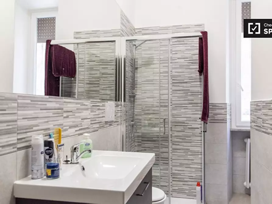 Immagine 5 di Camera condivisa in affitto  in Viale Parioli a Roma