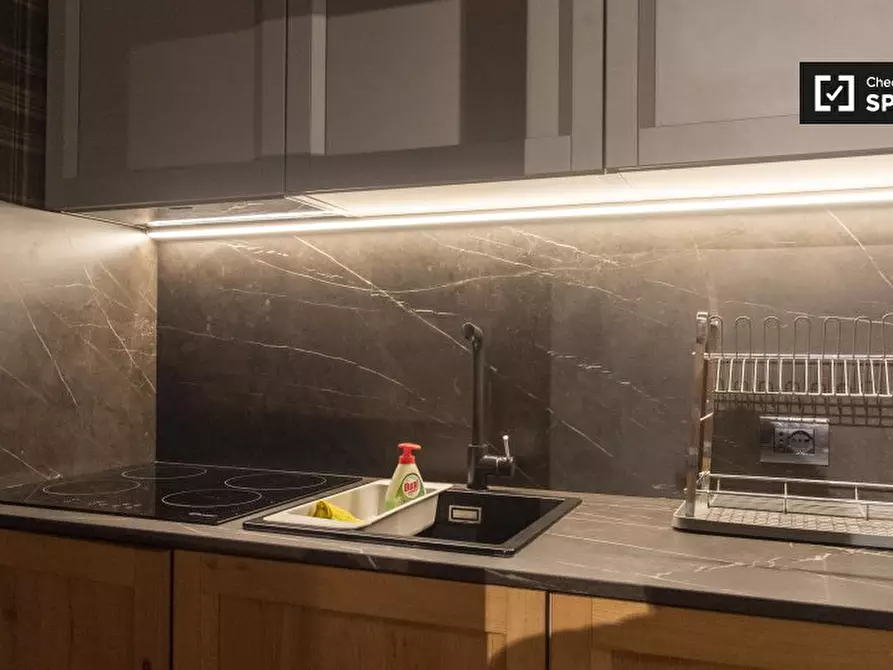 Immagine 2 di Ufficio in affitto  in Via Angelo Secchi a Roma