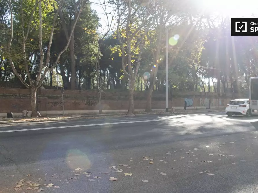 Immagine 18 di Camera condivisa in affitto  in Via Nomentana a Roma