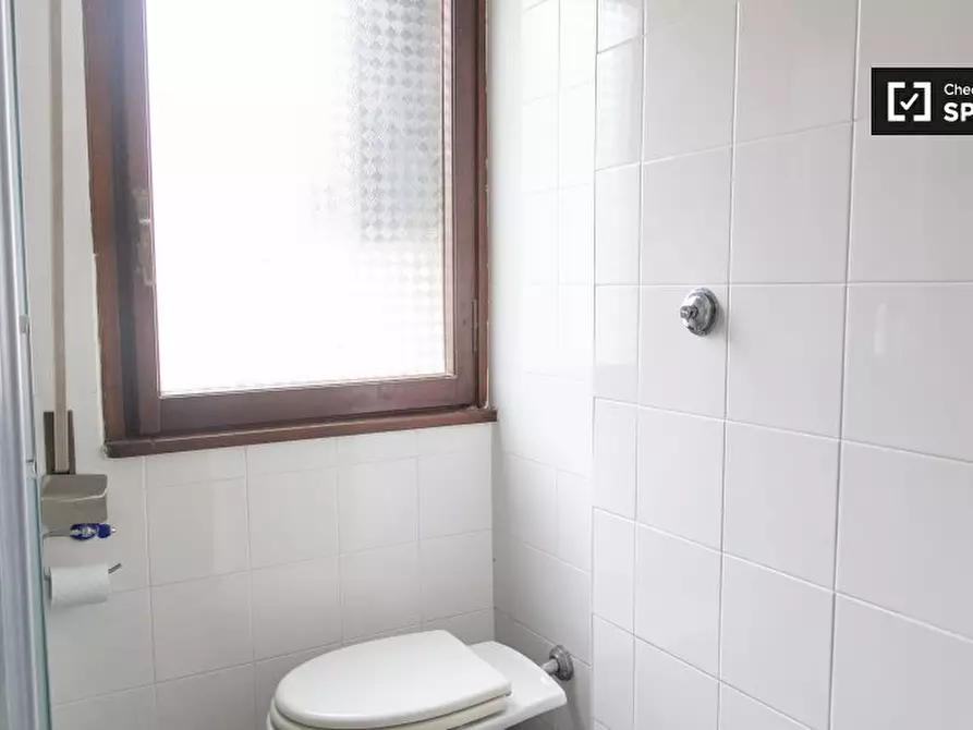 Immagine 12 di Camera condivisa in affitto  in Via di Boccea a Roma