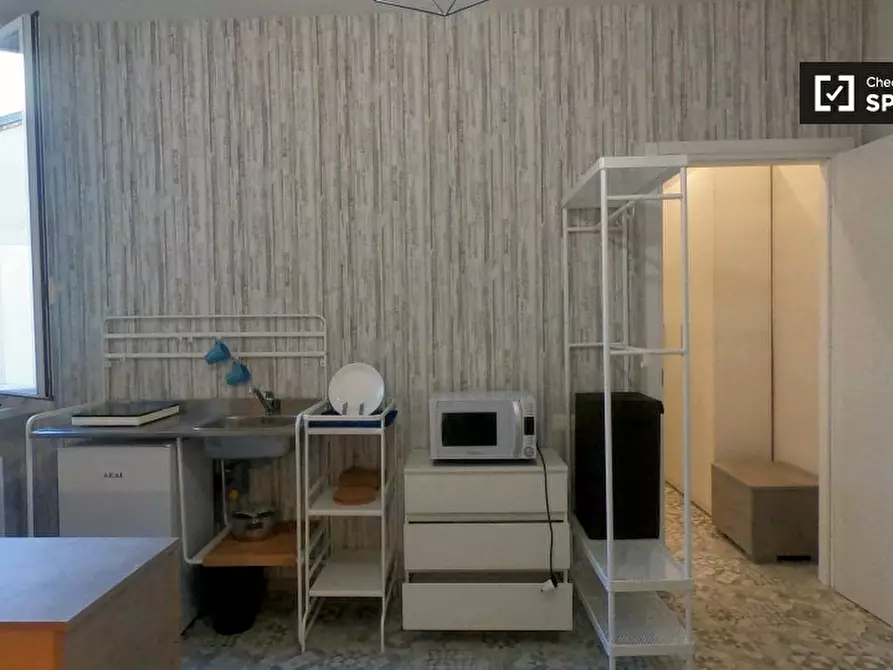 Immagine 18 di Camera condivisa in affitto  in Via Vincenzo Vela a Milano