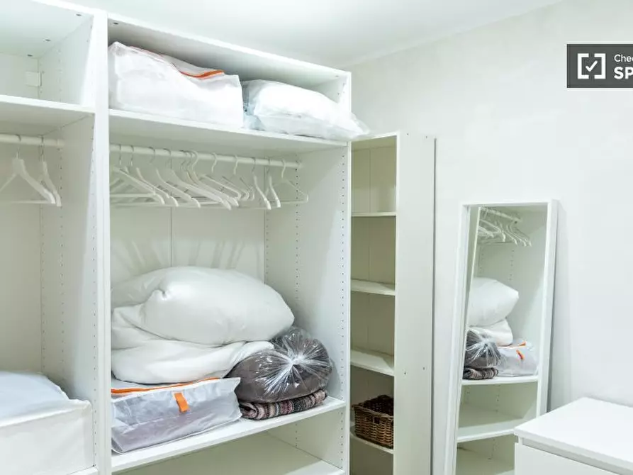 Immagine 5 di Ufficio in affitto  in Via Tuscolana a Roma