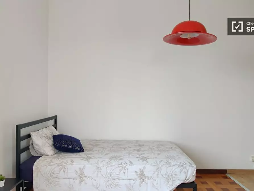 Immagine 4 di Camera condivisa in affitto  in Via Calatafimi a Milano