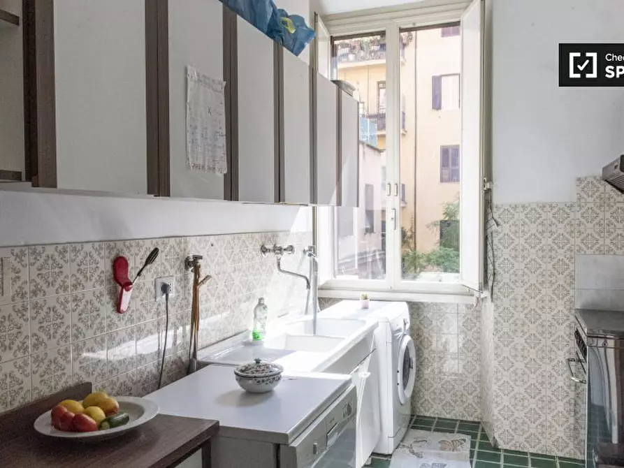 Immagine 11 di Camera condivisa in affitto  in Via Principe Amedeo a Roma