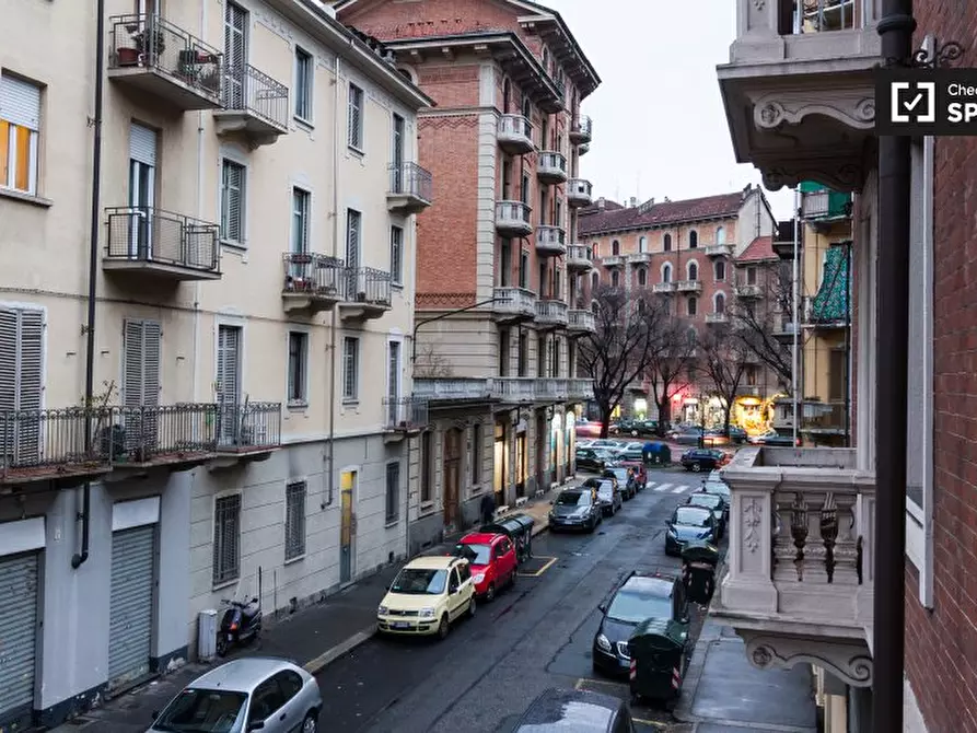 Immagine 14 di Camera condivisa in affitto  in Via Rossana a Torino