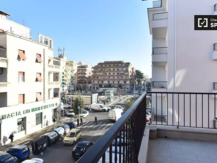 Immagine 19 di Camera condivisa in affitto  in Via dei Platani, 00172 Roma RM, Italy a Roma