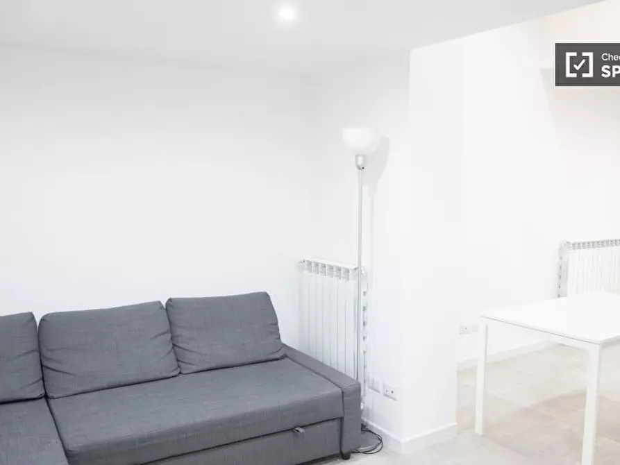 Immagine 15 di Ufficio in affitto  in Via della Pineta Sacchetti a Roma