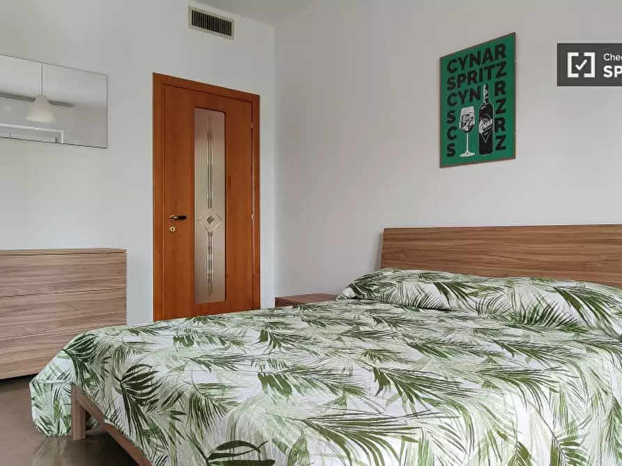 Immagine 17 di Camera condivisa in affitto  in Via Nikolajevka a Milano