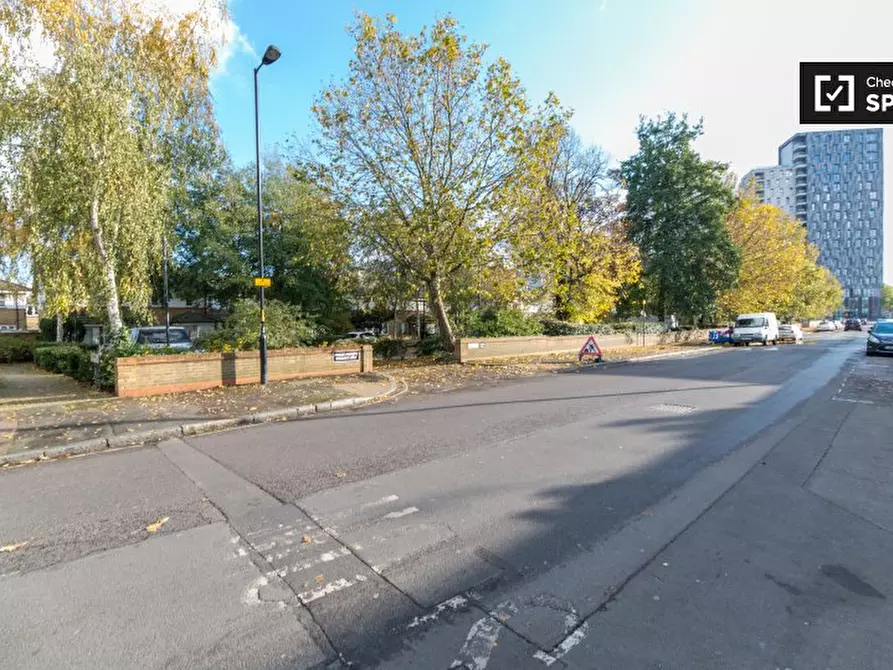 Immagine 15 di Appartamento in affitto  in St James's Rd a Camberwell