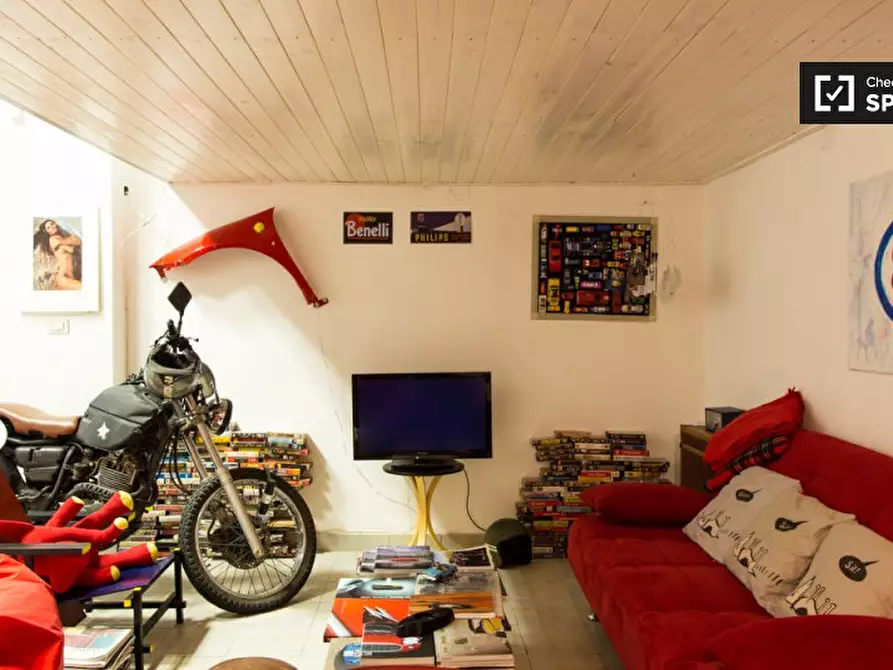 Immagine 5 di Appartamento in affitto  in Via Emilio Cornalia, 20124 Milano MI, Italy a Milano