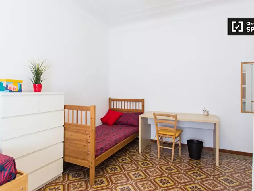 Immagine 4 di Camera condivisa in affitto  in Viale Campania a Milano