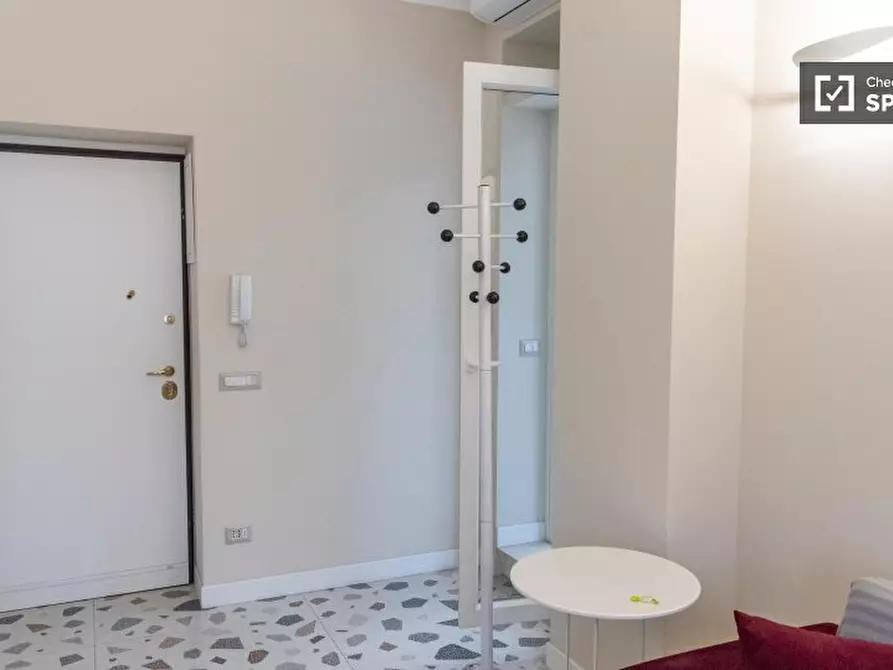 Immagine 19 di Camera condivisa in affitto  in Via Francesco Caracciolo a Roma