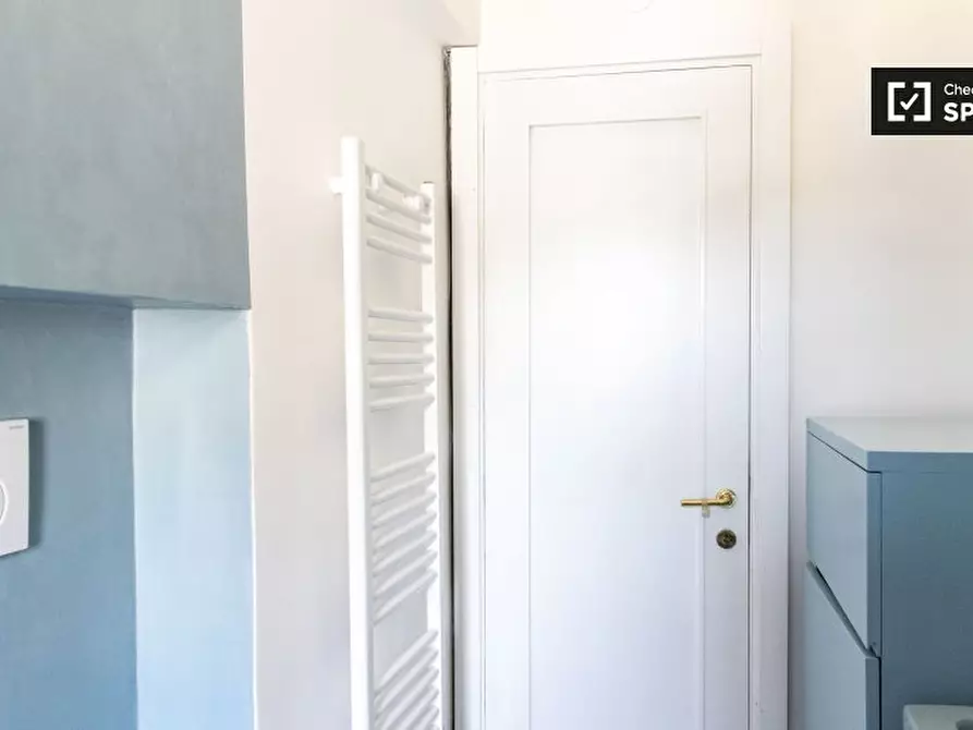 Immagine 5 di Appartamento in affitto  in Viale Giulio Cesare a Roma