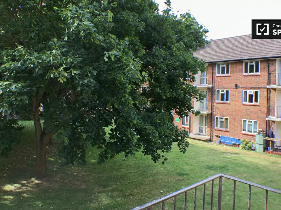Immagine 9 di Camera condivisa in affitto  in Whitnell Way a Wandsworth