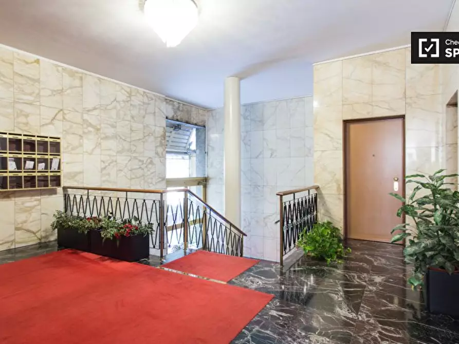 Immagine 15 di Camera condivisa in affitto  in Largo Isabella d'Aragona a Milano