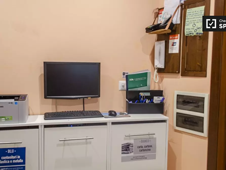 Immagine 15 di Camera condivisa in affitto  in Via Cincinnato, 00175 Roma RM, Italy a Roma