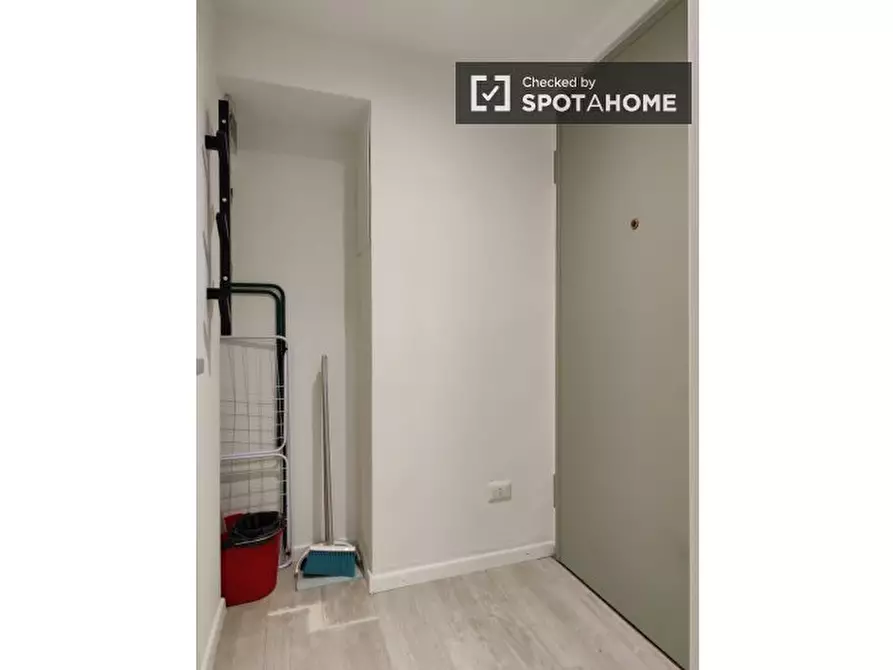 Immagine 10 di Ufficio in affitto  in Viale Bligny a Milano