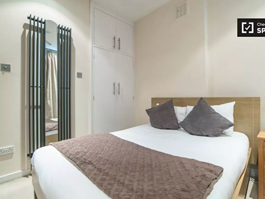 Immagine 10 di Appartamento in affitto  in New Bridge St, London EC4Y, UK a 