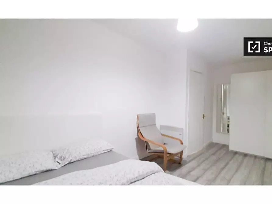 Immagine 12 di Appartamento in affitto  in Fairway Dr a Eltham