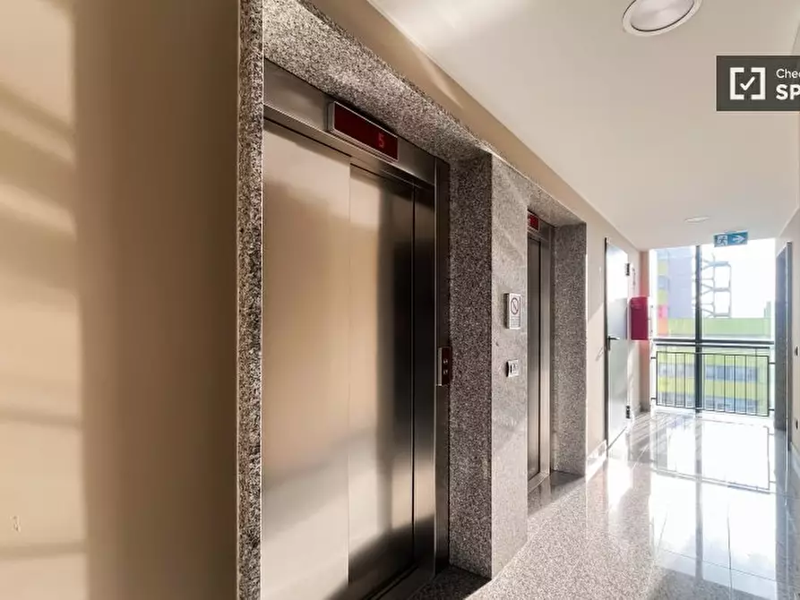 Immagine 17 di Ufficio in affitto  in Via Enrico Cosenz a Milano