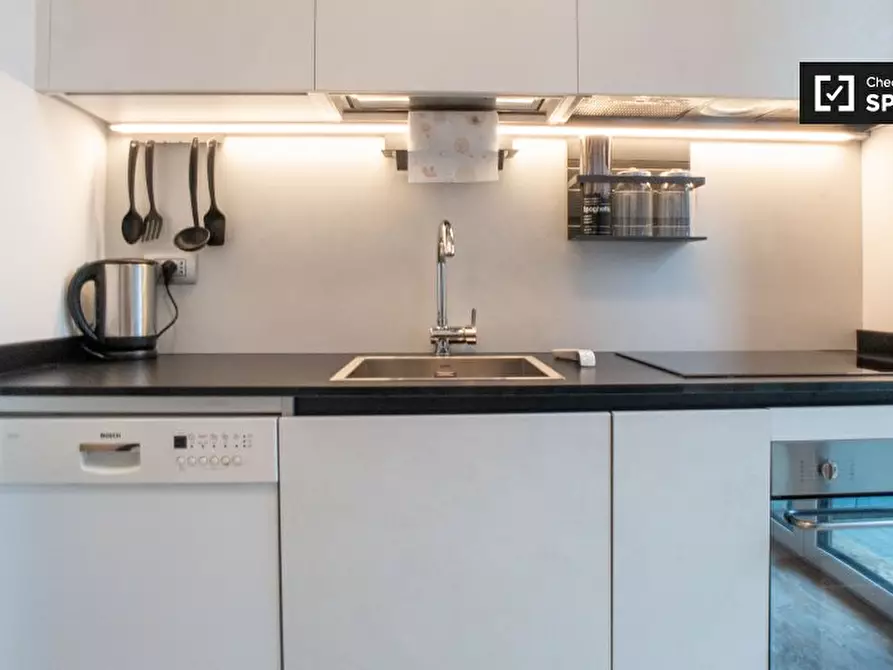 Immagine 14 di Appartamento in affitto  in Piazzale Biancamano a Milano