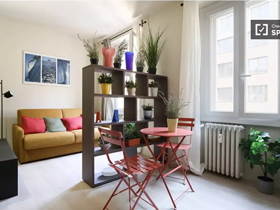 Immagine 2 di Appartamento in affitto  in Via Lazzaro Palazzi a Milano