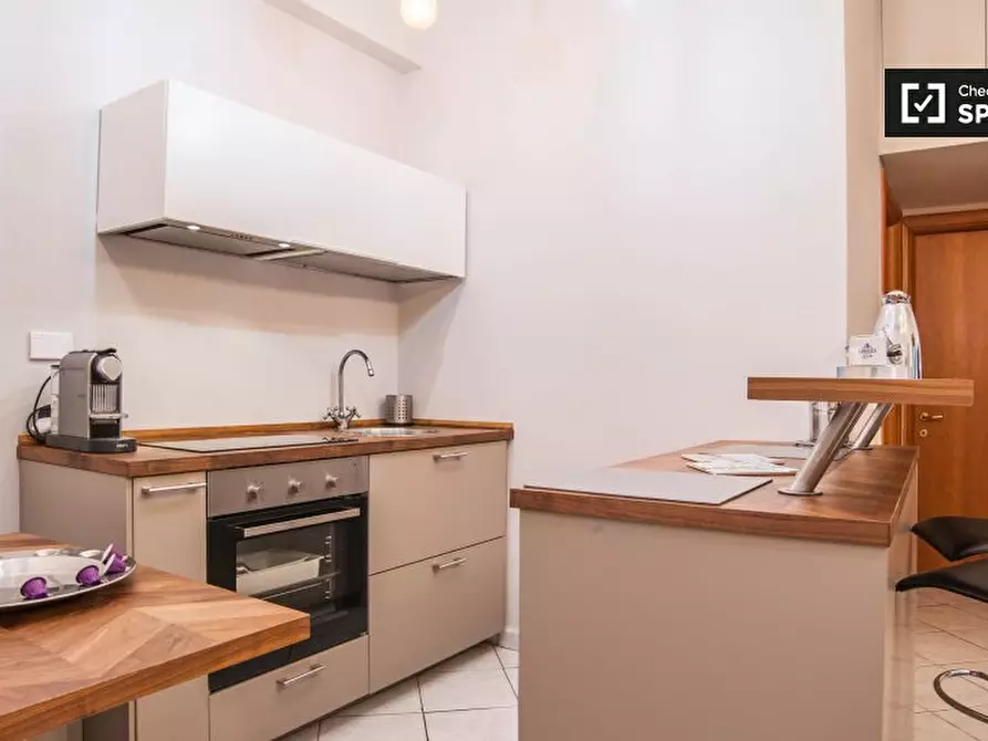 Immagine 5 di Appartamento in affitto  in Piazza Epiro, 00183 Roma RM, Italy a Roma