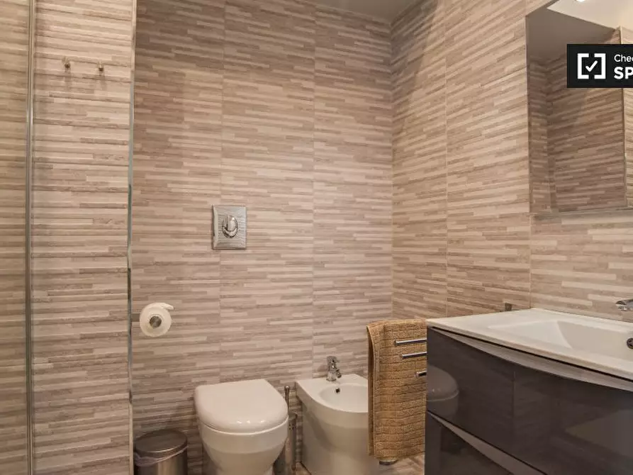 Immagine 10 di Appartamento in affitto  in Via Conte Verde, 00185 Roma RM, Italy a Roma