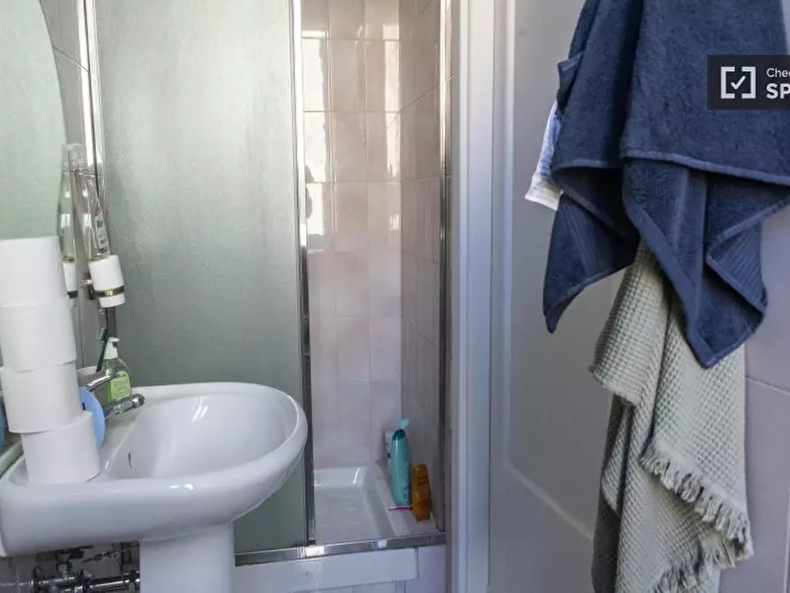 Immagine 12 di Camera condivisa in affitto  in Via Principe Eugenio a Roma