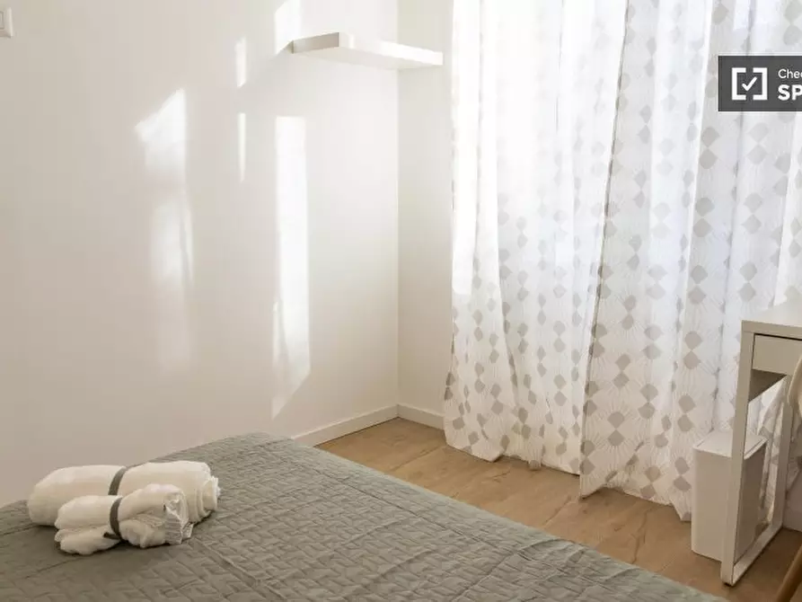 Immagine 3 di Camera condivisa in affitto  in Via Crema a Roma