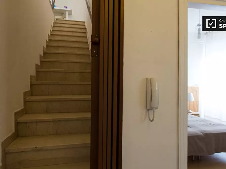 Immagine 10 di Camera condivisa in affitto  in Via Negroli a Milano