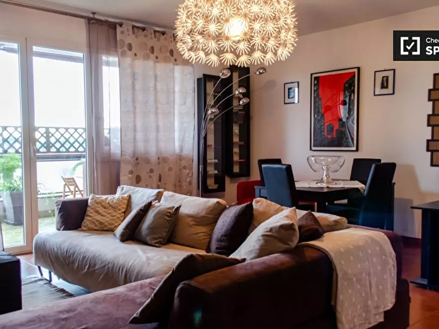 Immagine 5 di Camera condivisa in affitto  in Via Benedetto Croce, 00142 Roma RM, Italy a Roma