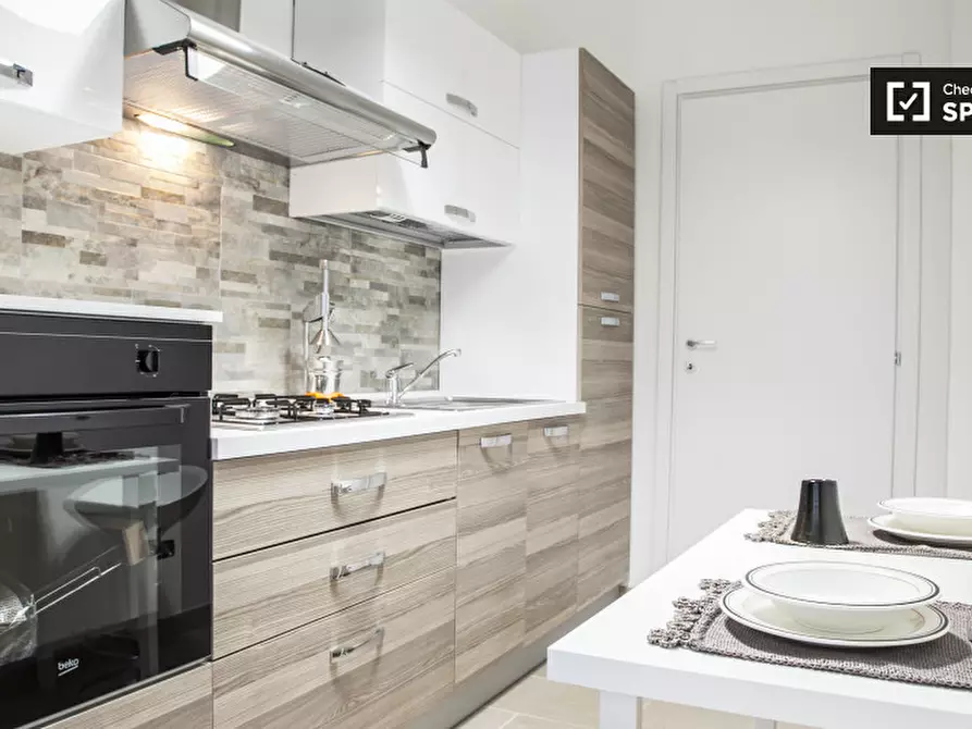 Immagine 6 di Camera condivisa in affitto  in Via Lattanzio a Roma