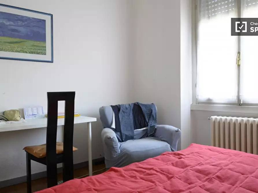 Immagine 2 di Camera condivisa in affitto  in Piazza Gobetti a Milano