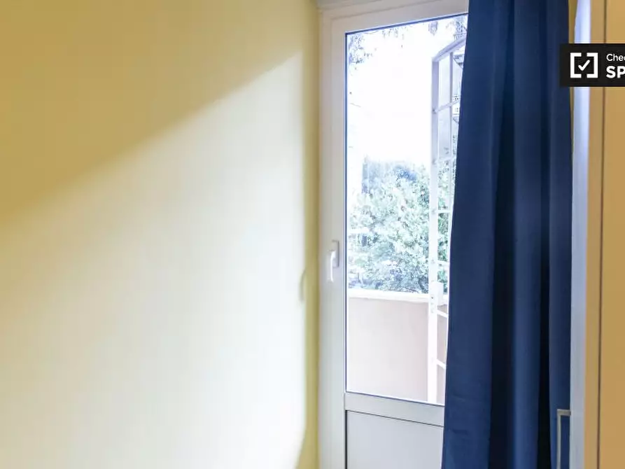 Immagine 5 di Camera condivisa in affitto  in Via Giulio Aristide Sartorio, 00147 Roma RM, Italy a Roma