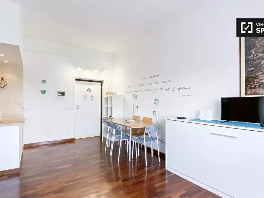 Immagine 3 di Appartamento in affitto  in Via Bogliasco a Roma