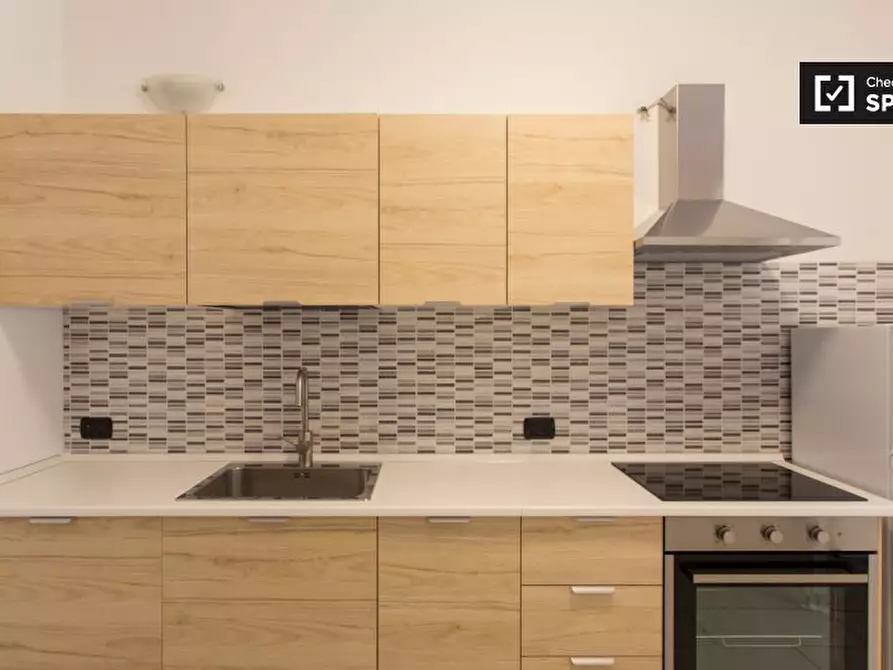 Immagine 6 di Ufficio in affitto  in Via Carlo Valvassori Peroni a Milano