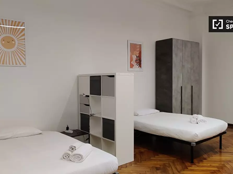 Immagine 4 di Camera condivisa in affitto  in Via Lodovico Il Moro a Milano