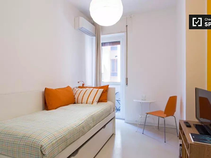 Immagine 13 di Appartamento in affitto  in Via Egadi a Milano